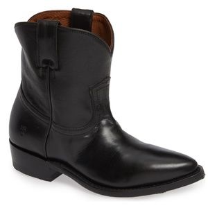 Frye Billy Short Booties - Black